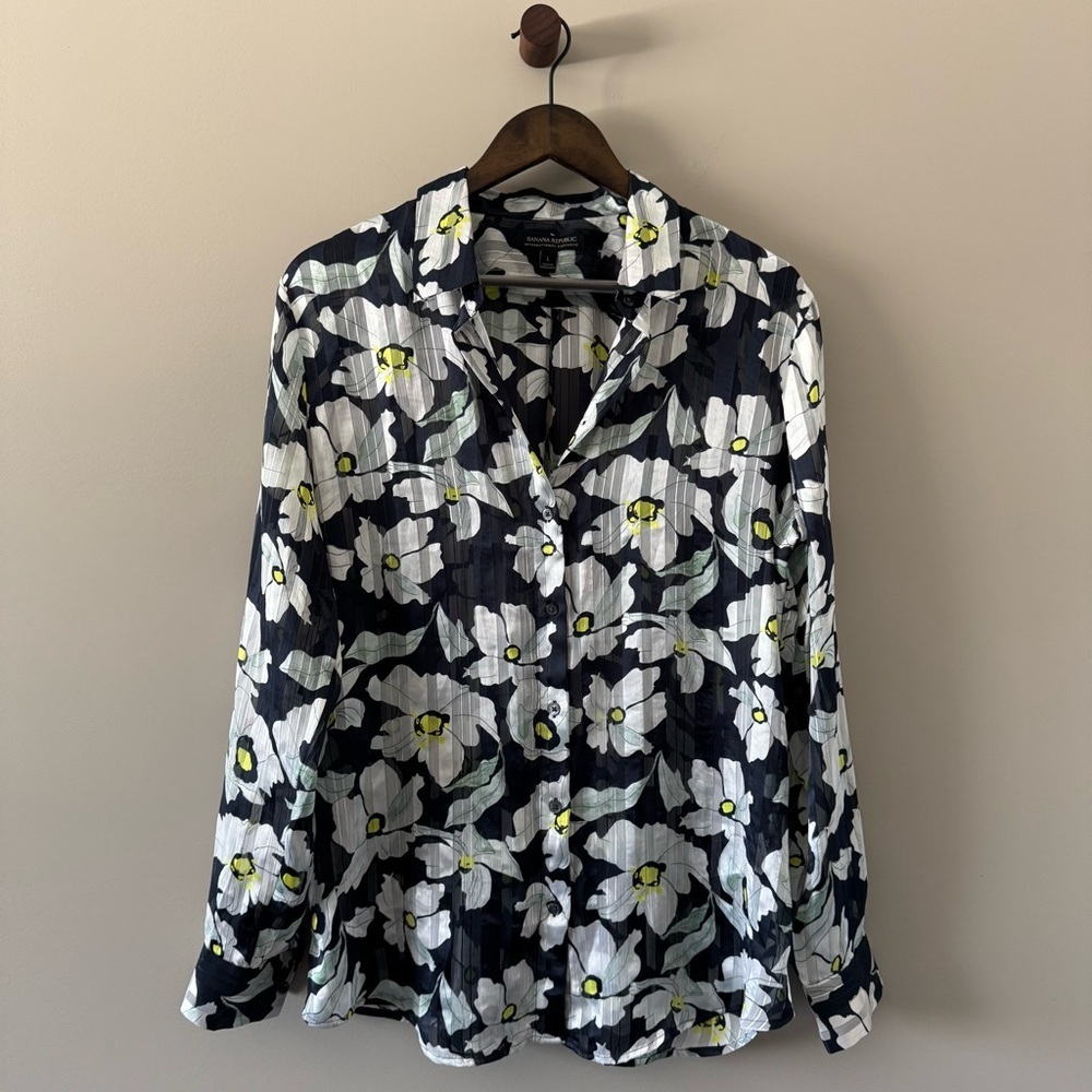 BANANA REPUBLIC Dillon Classic Fit Sheer Floral Stripe Blouse Size Large